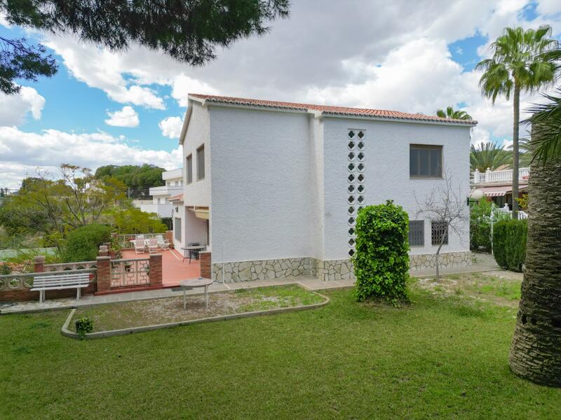 4 bedroom Villa for sale 4 bedroom Villa for sale