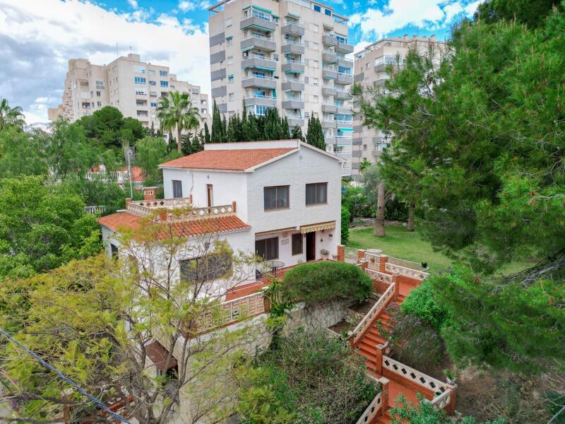 4 bedroom Villa for sale 4 bedroom Villa for sale