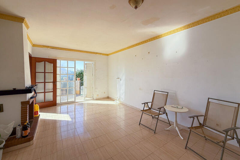 3 bedroom Townhouse for sale