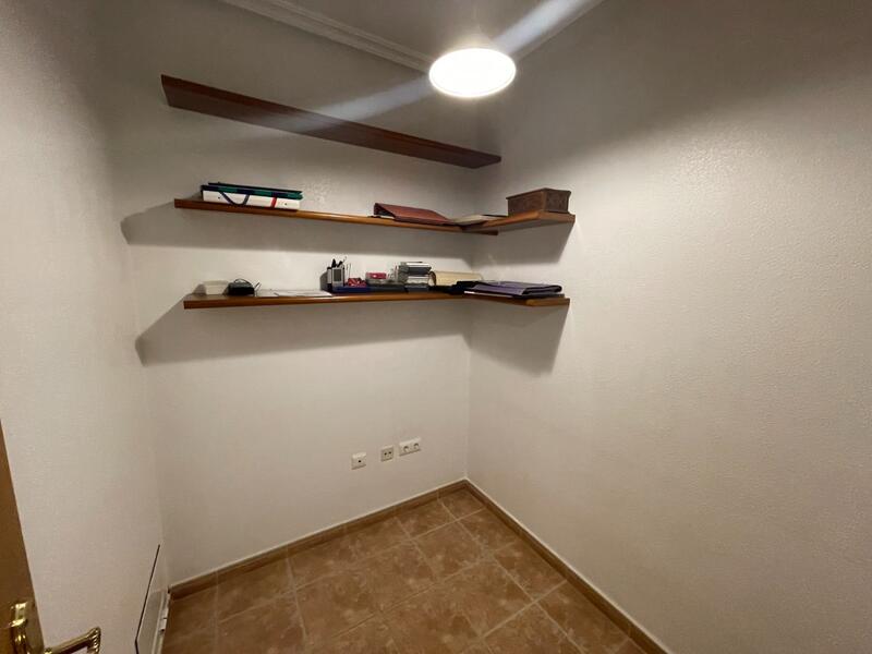 3 bedroom Townhouse for sale