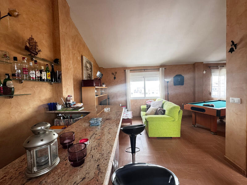 4 slaapkamer Villa Te koop 4 slaapkamer Villa Te koop