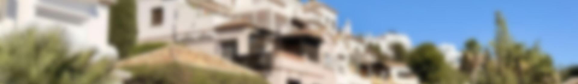 4 bedroom Townhouse for sale