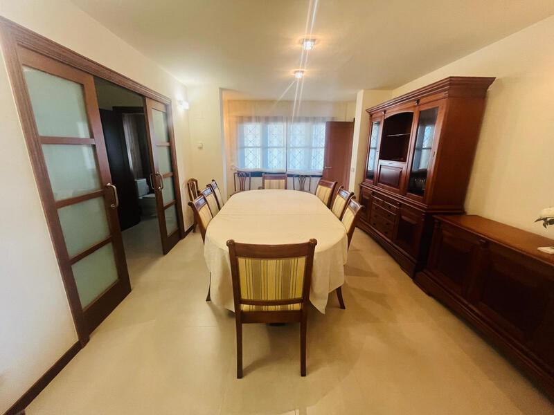 4 bedroom Villa for sale