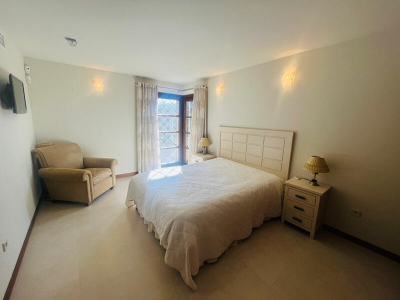 4 bedroom Villa for sale