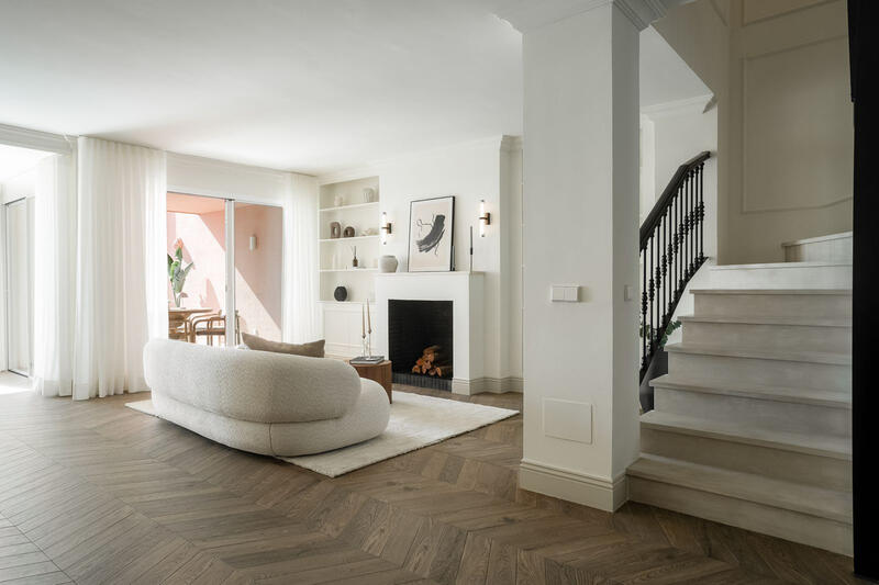 4 bedroom Apartment for sale