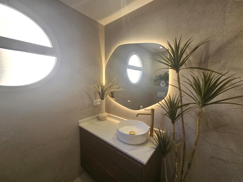 2 slaapkamer Appartement Te koop