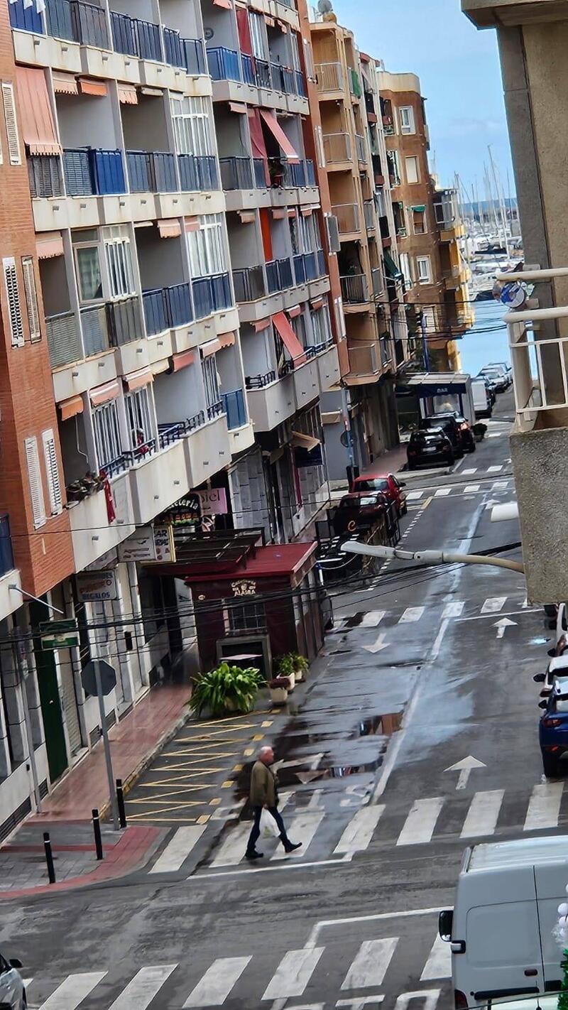 Lejlighed til salg i Torrevieja, Alicante