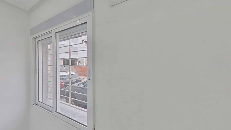 3 slaapkamer Gezinswoning Te koop