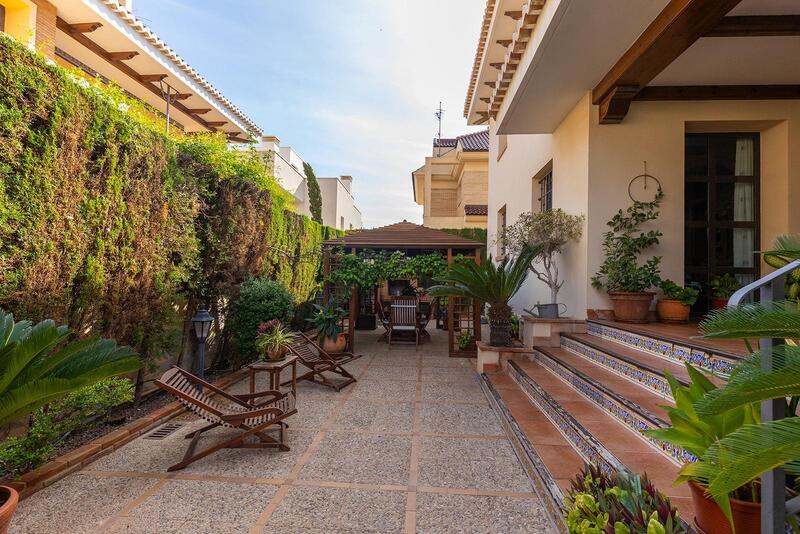 7 Cuarto Villa en venta