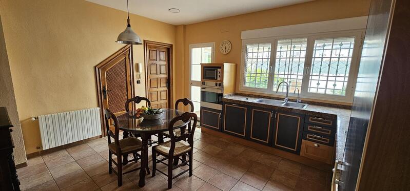 4 chambre Auberge à vendre