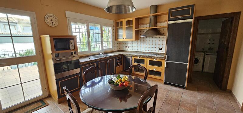 4 chambre Auberge à vendre