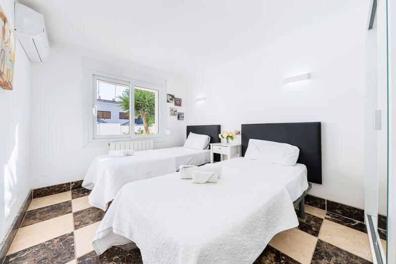 7 chambre Villa à vendre