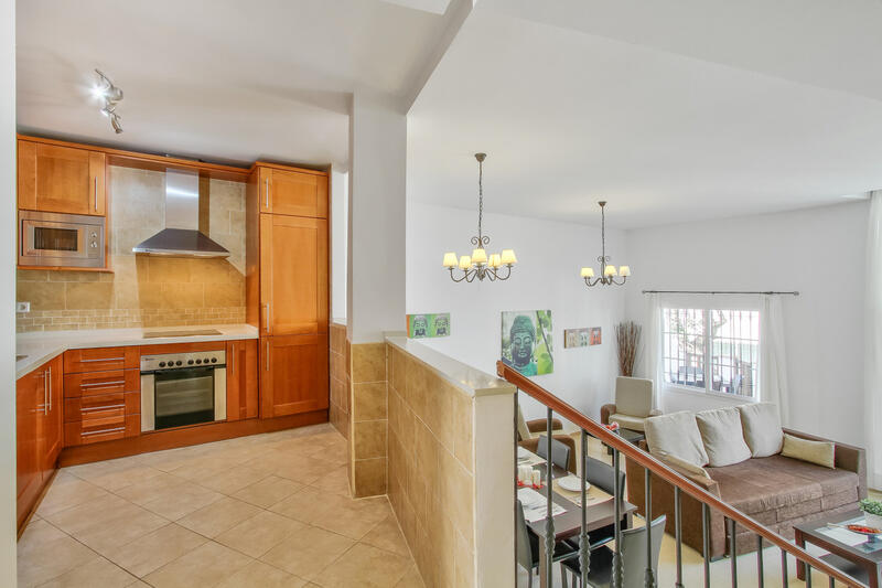 4 Cuarto Villa en venta