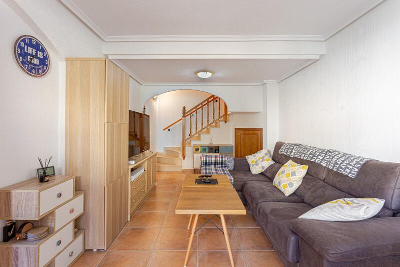 Villa for sale in Pilar de la Horadada, Alicante