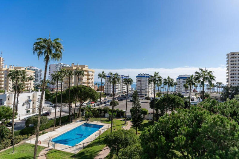 Apartment for sale in Benalmadena, Málaga