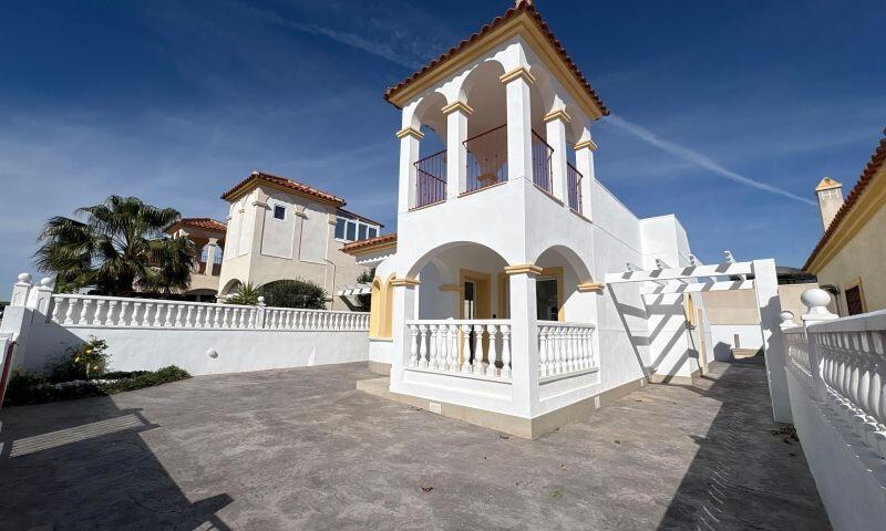 2 bedroom Villa for sale