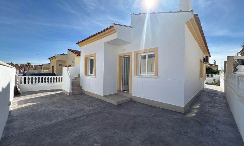 2 bedroom Villa for sale