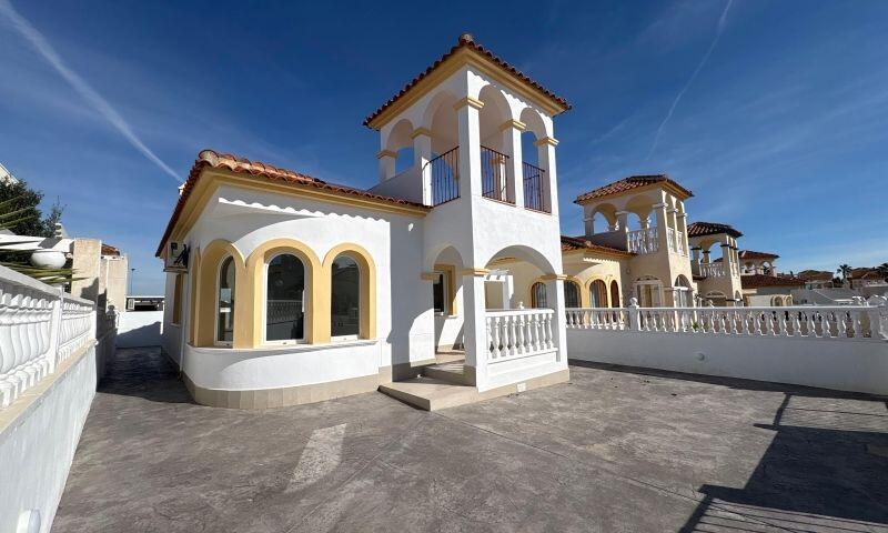 2 bedroom Villa for sale