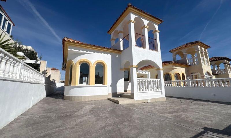 2 bedroom Villa for sale