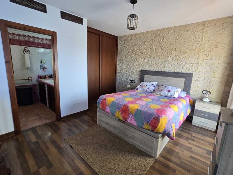 3 Cuarto Adosado en venta