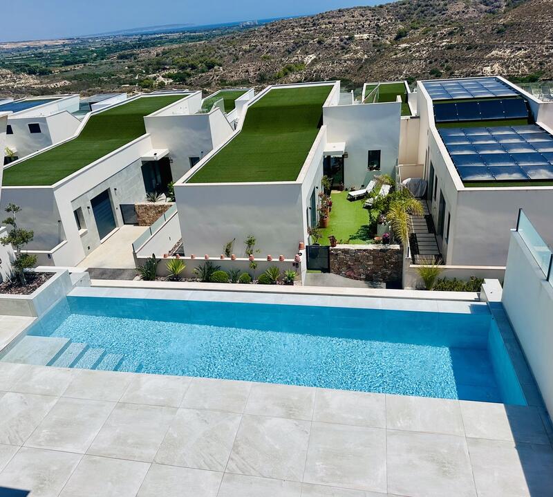 4 спальная комната вилла продается 4 спальная комната вилла продается