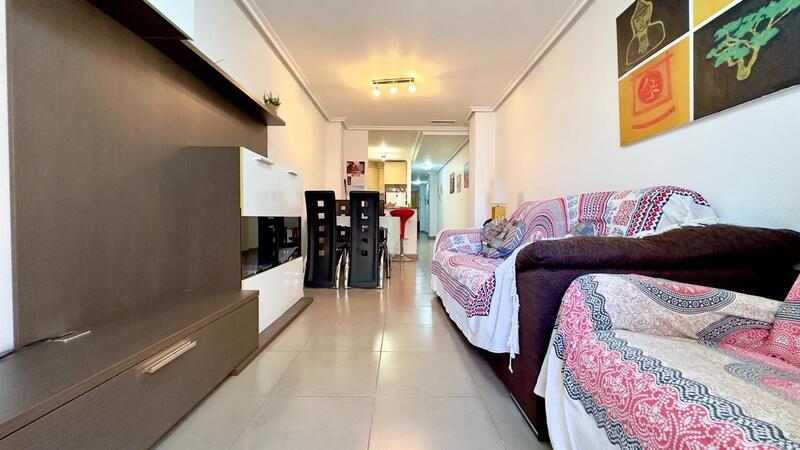 2 slaapkamer Appartement Te koop