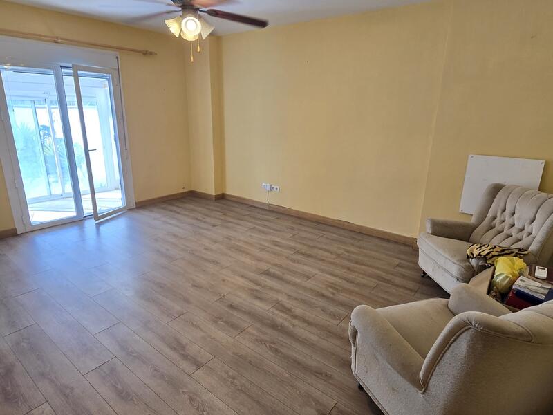 2 Cuarto Villa en venta