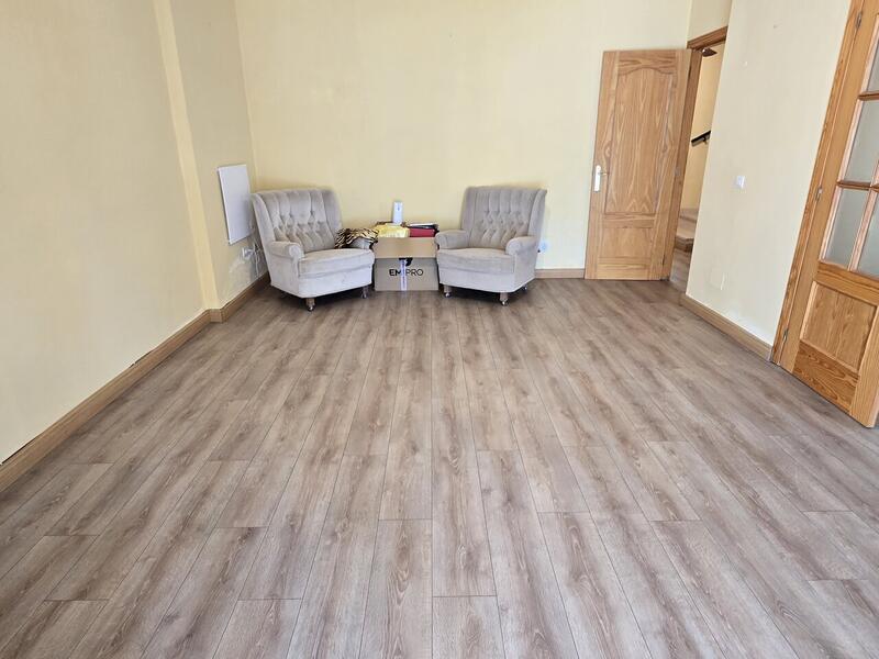 2 Cuarto Villa en venta