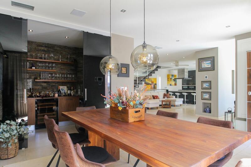 4 Cuarto Villa en venta