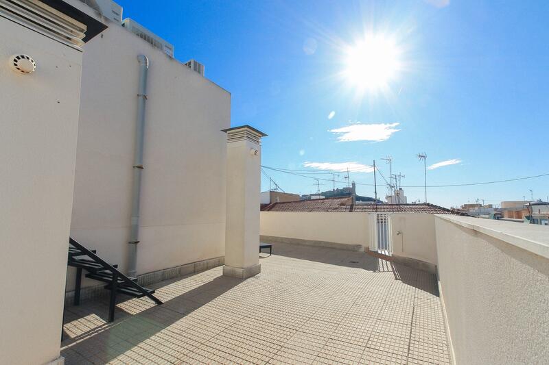 3 bedroom Apartment for sale