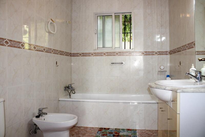 4 Cuarto Villa en venta