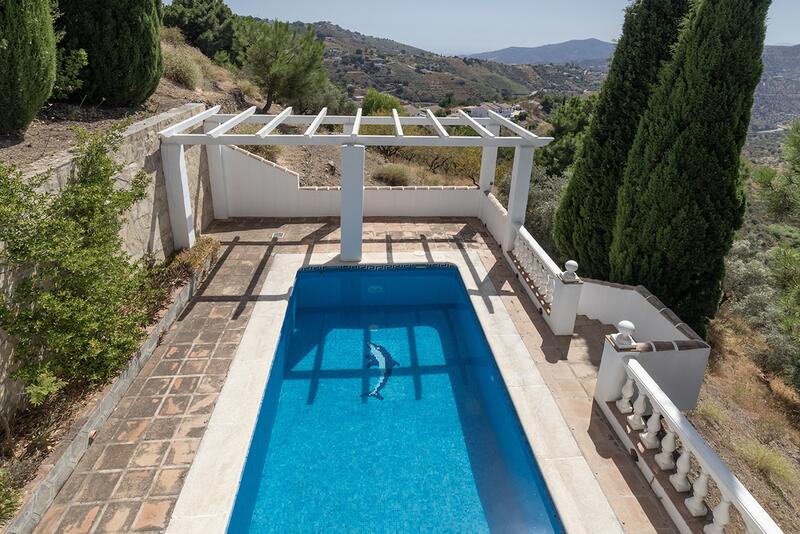 4 bedroom Country House for sale