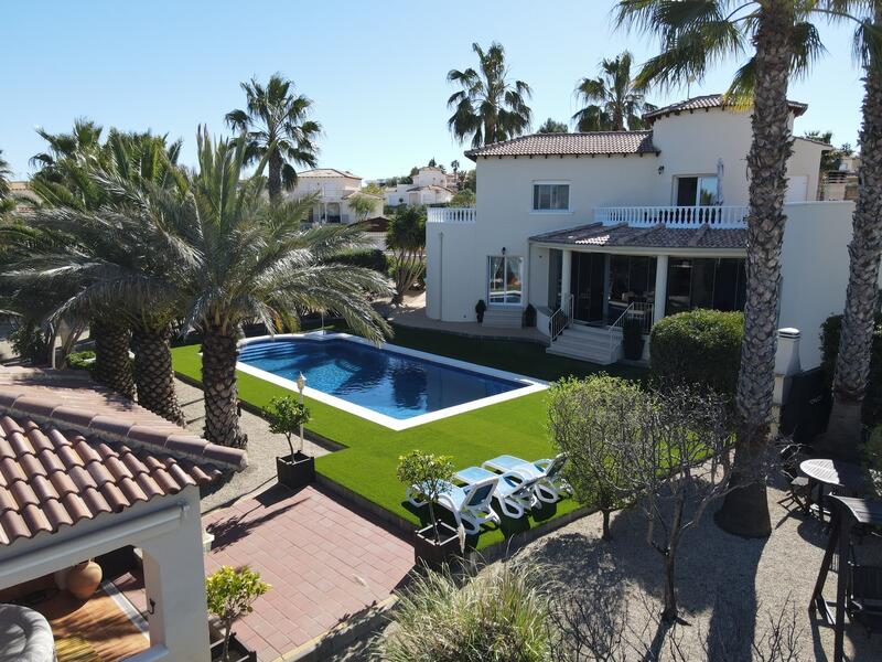 вилла продается в Campos del Rio, Murcia