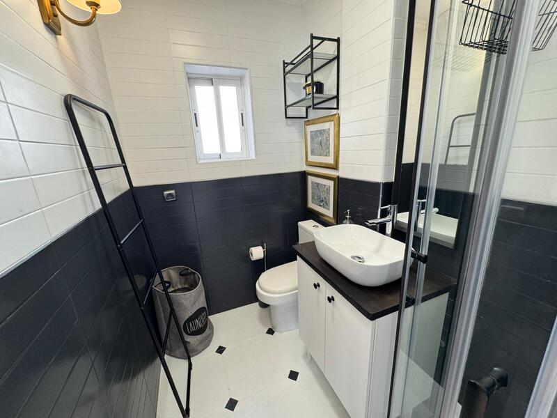 2 slaapkamer Villa Te koop 2 slaapkamer Villa Te koop