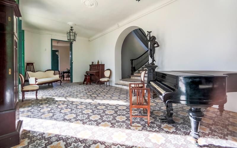 7 Cuarto Villa en venta