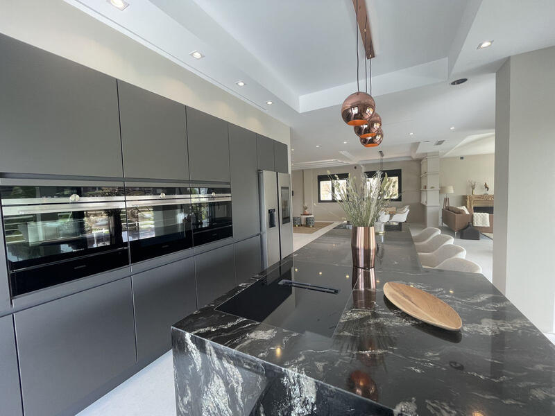 7 Cuarto Villa en venta