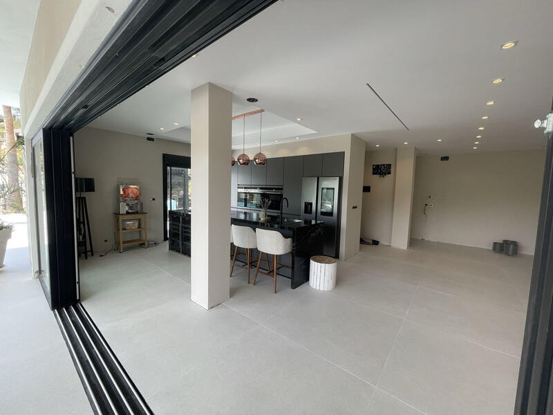 7 Cuarto Villa en venta