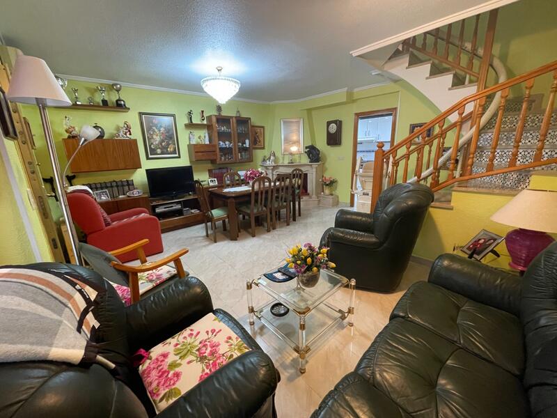 5 Cuarto Adosado en venta