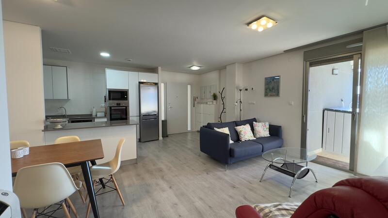 2 bedroom Apartment for sale