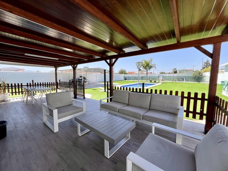 3 bedroom Country House for sale