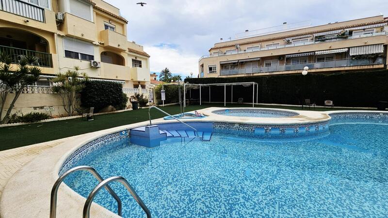 Apartment for sale in Torrevieja, Alicante