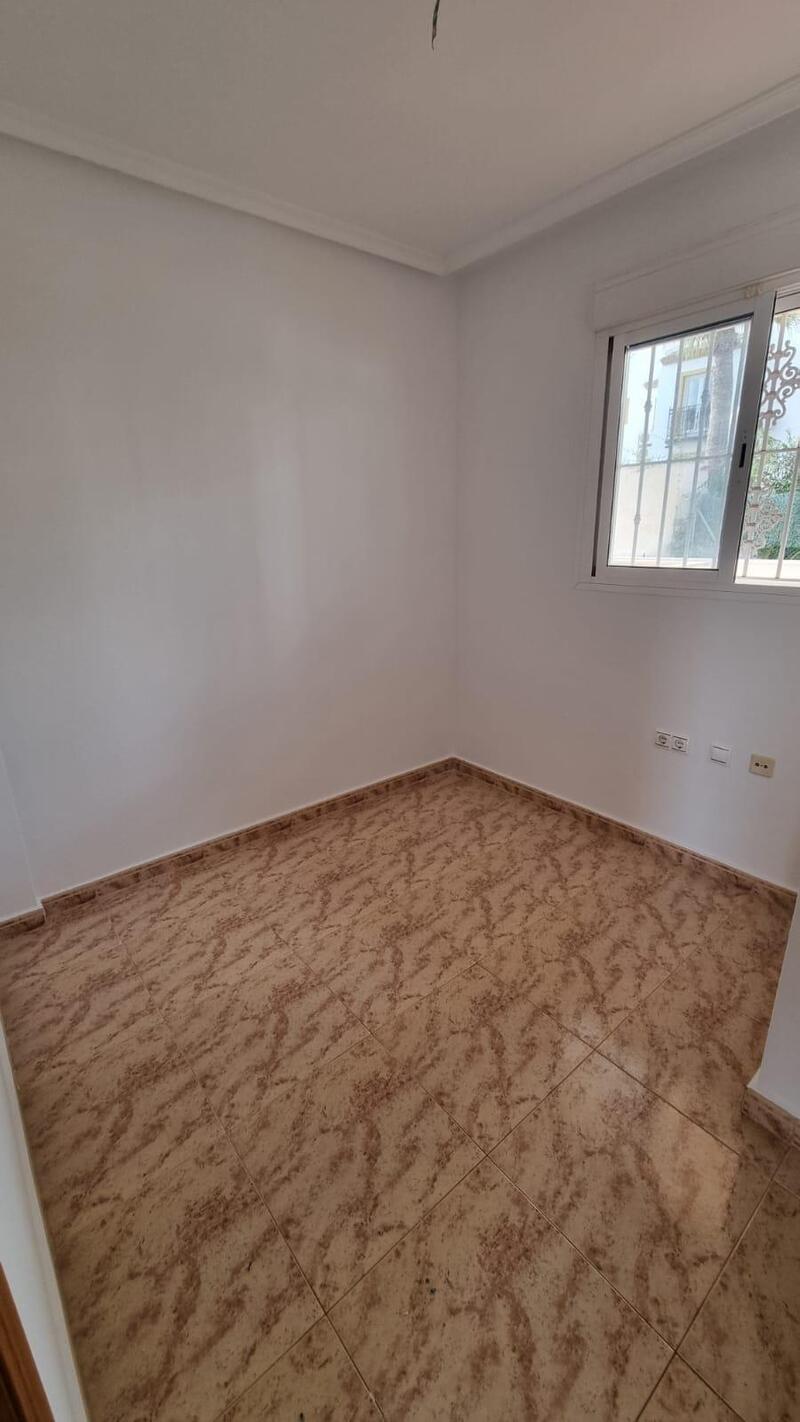 3 sovrum Radhus till salu