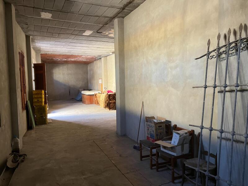 3 bedroom Townhouse for sale