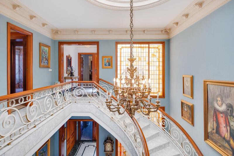 12 chambre Auberge à vendre