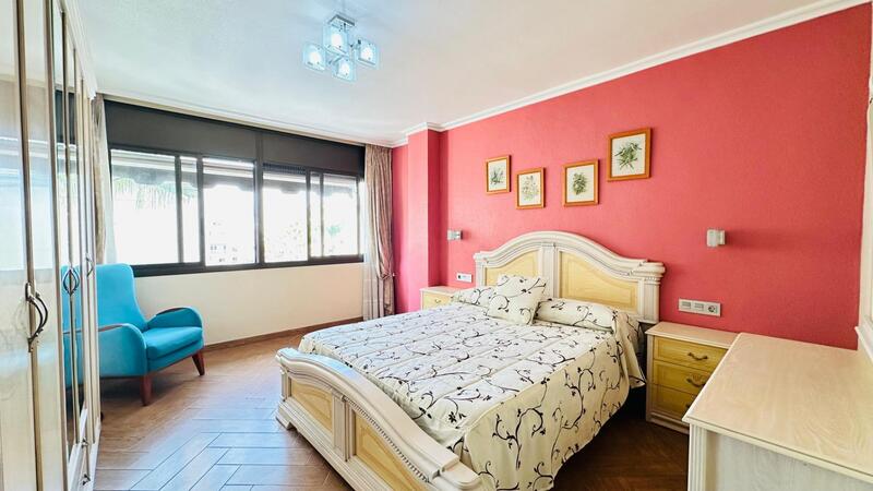 3 bedroom Apartment for sale