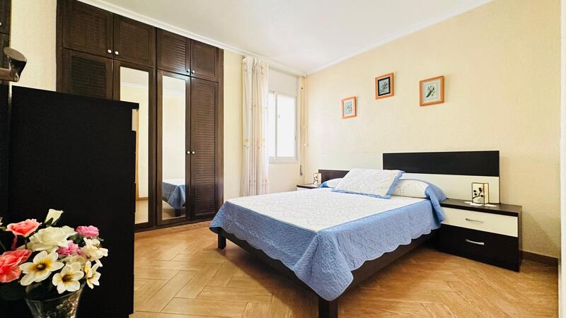 3 bedroom Apartment for sale
