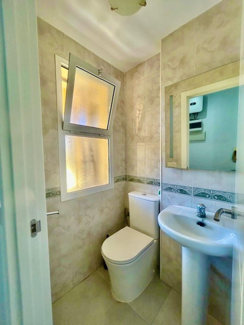 3 bedroom Townhouse for sale