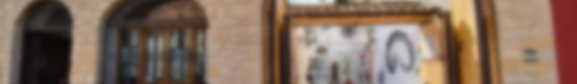 5 bedroom Commercial Property for sale