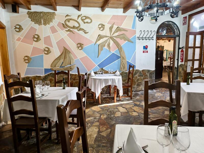 5 bedroom Commercial Property for sale