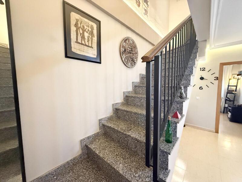 3 bedroom Country House for sale